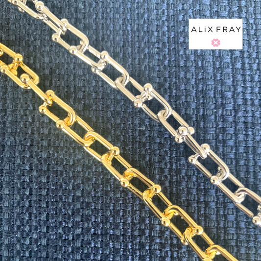 U Link Necklace