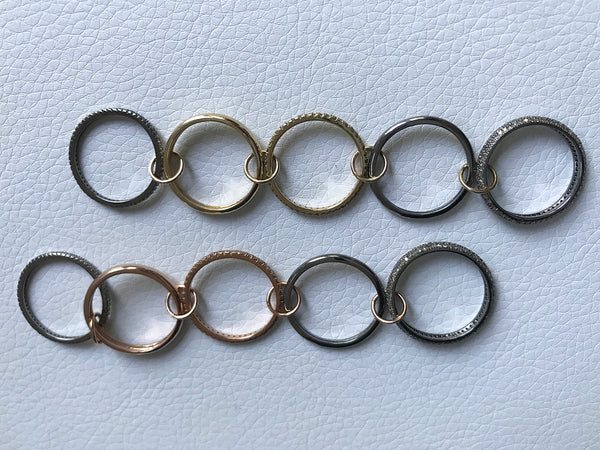 "Links" Ring